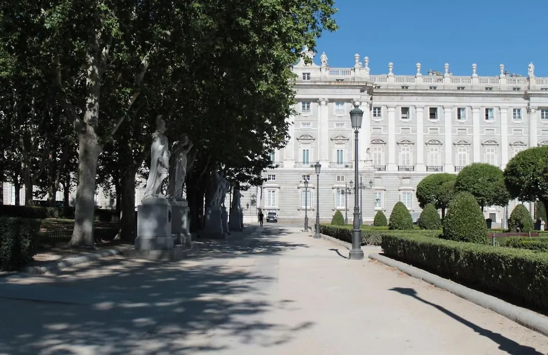 Urbantec Realty - Palacio Real - Opera-1